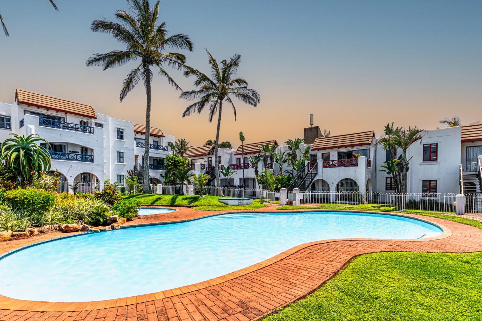 Le Paradis, Self-Catering Beachfront Apartments 발리토 외부 사진