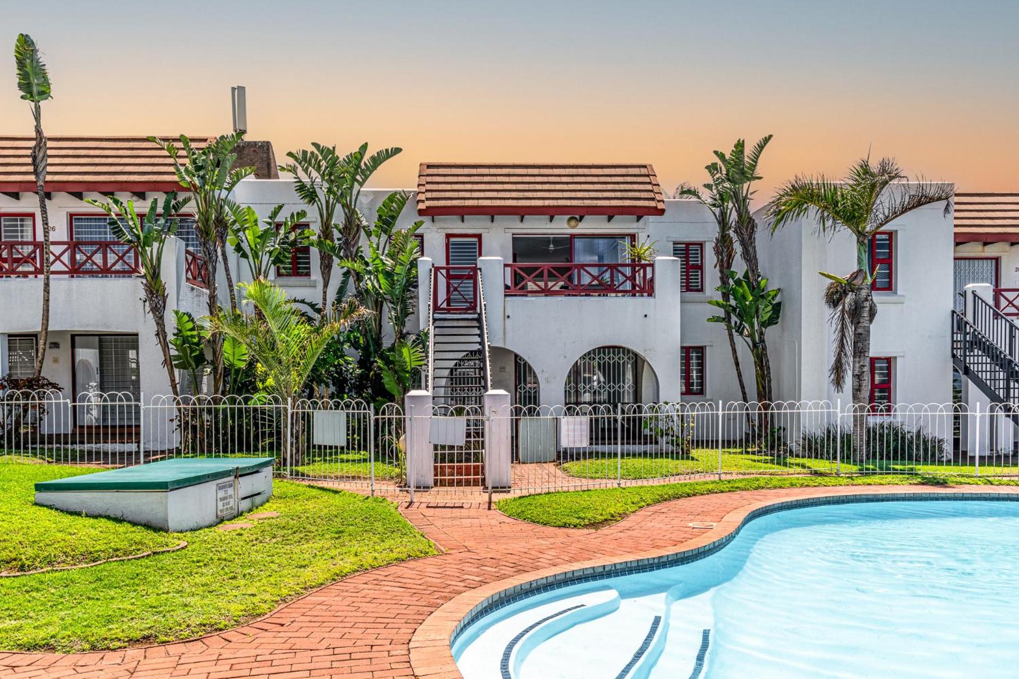 Le Paradis, Self-Catering Beachfront Apartments 발리토 외부 사진